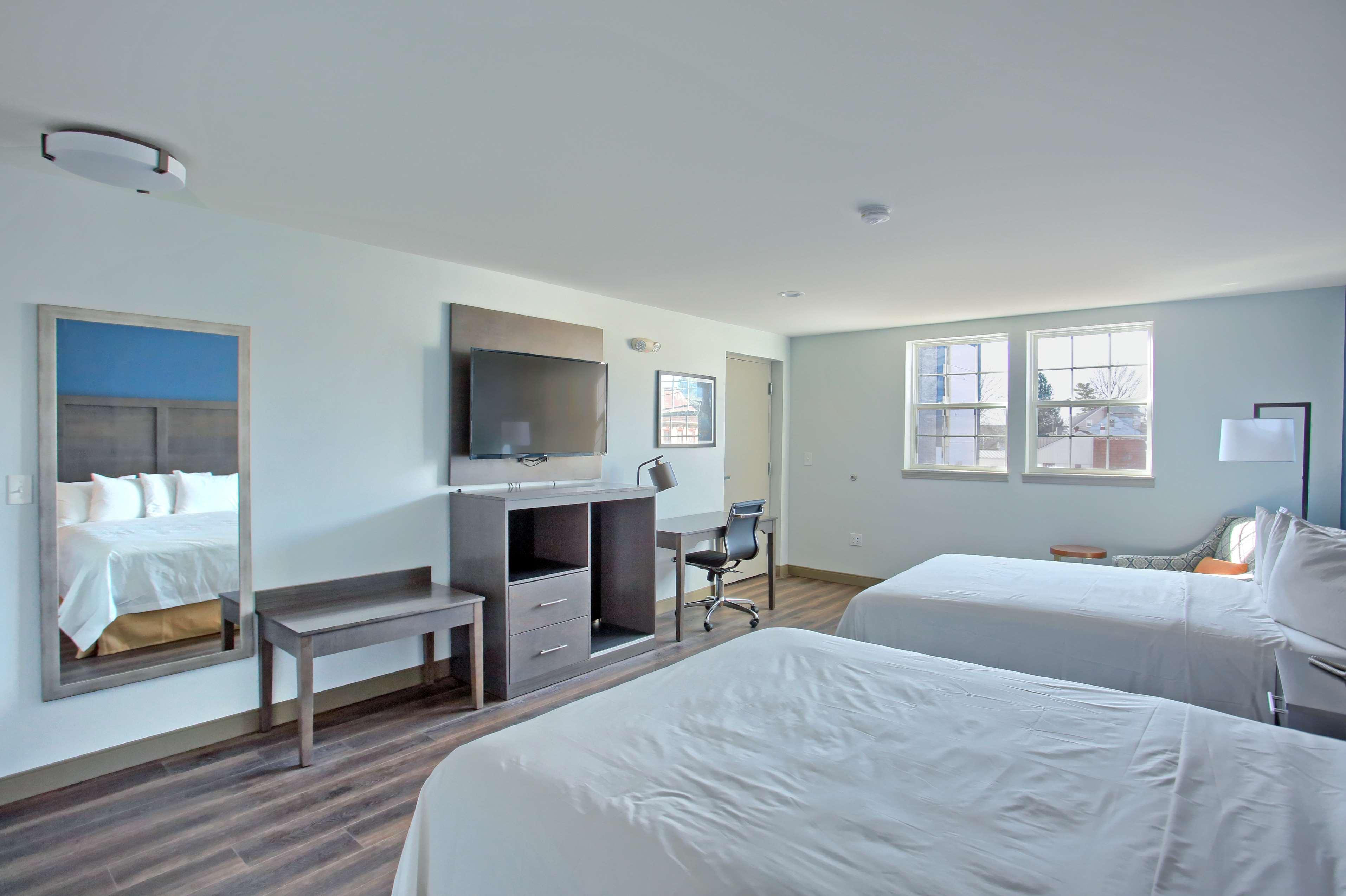 Best Western Plus Hershey Exterior photo